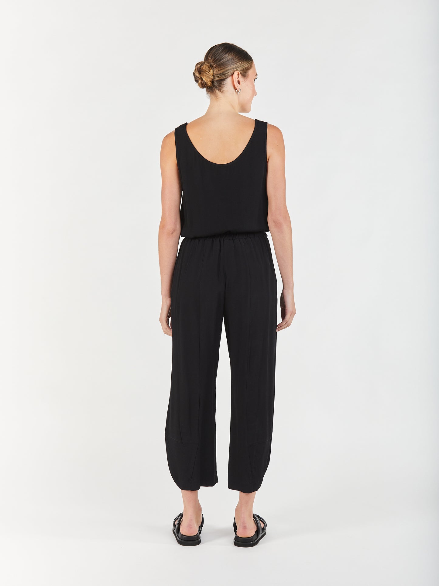 Silhouette Harem Pant