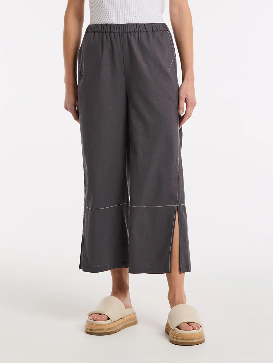 3/4 Split Hem Pant