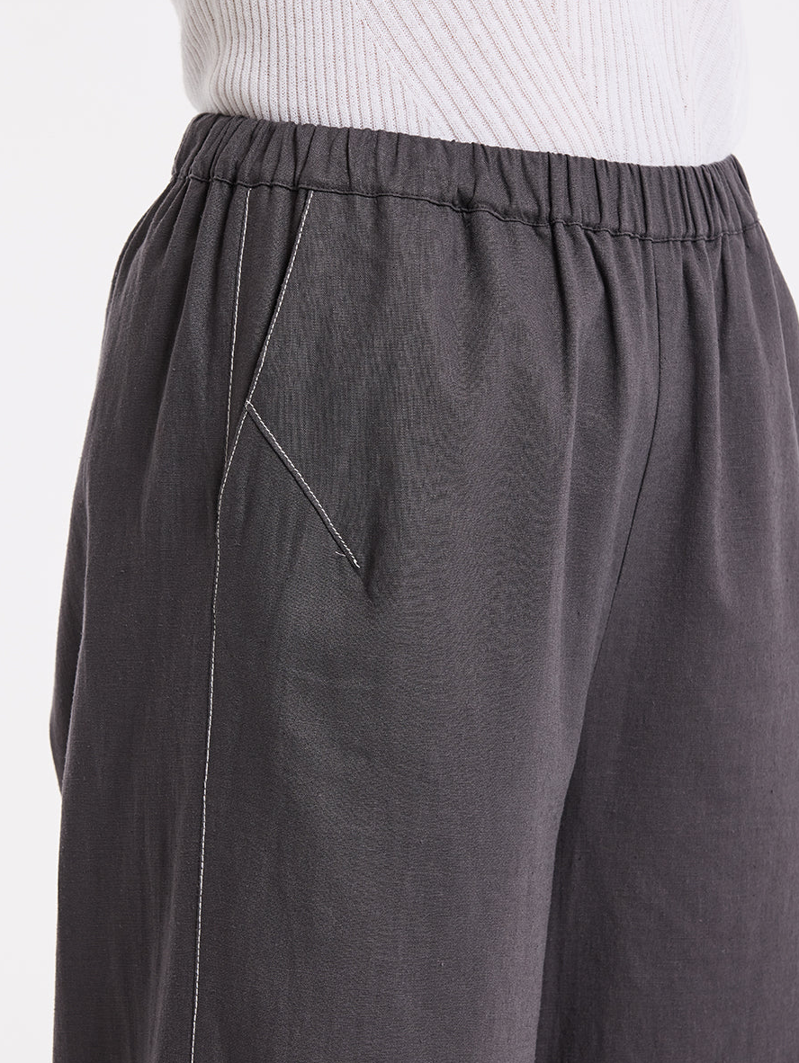 3/4 Split Hem Pant